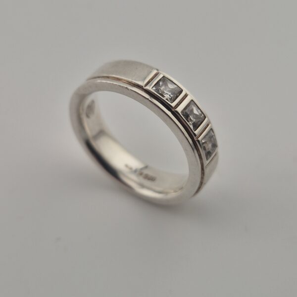 Vintage Ring van 925 Sterling Zilver met Drie Kristallen