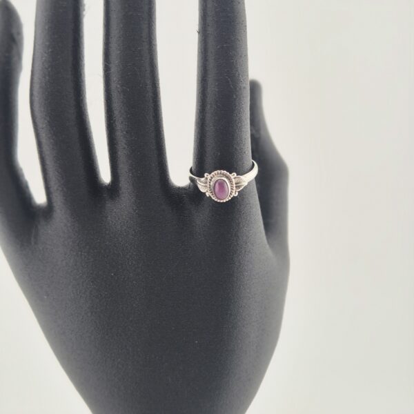 Vintage Florale Ring van 925 Sterling Zilver met Robijn Cabochon