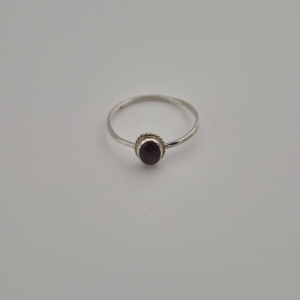 Vintage Ring van 925 Sterling Zilver met Robijn Cabochon
