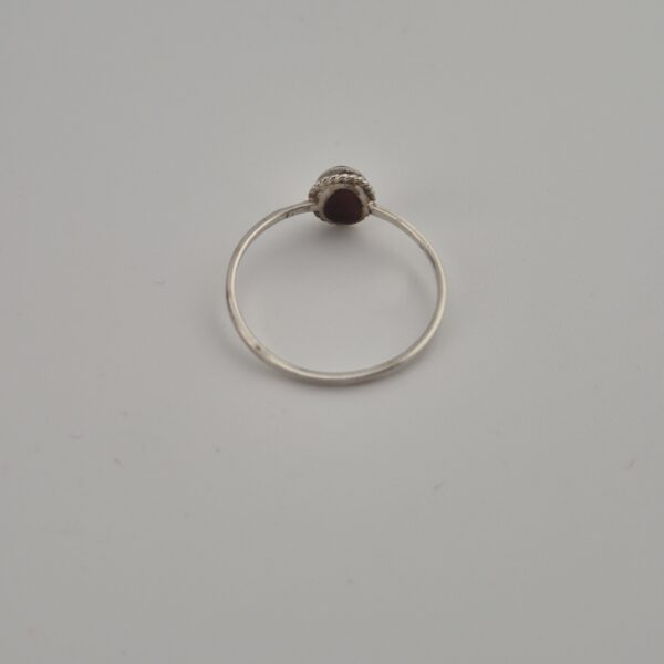 Vintage Ring van 925 Sterling Zilver met Robijn Cabochon