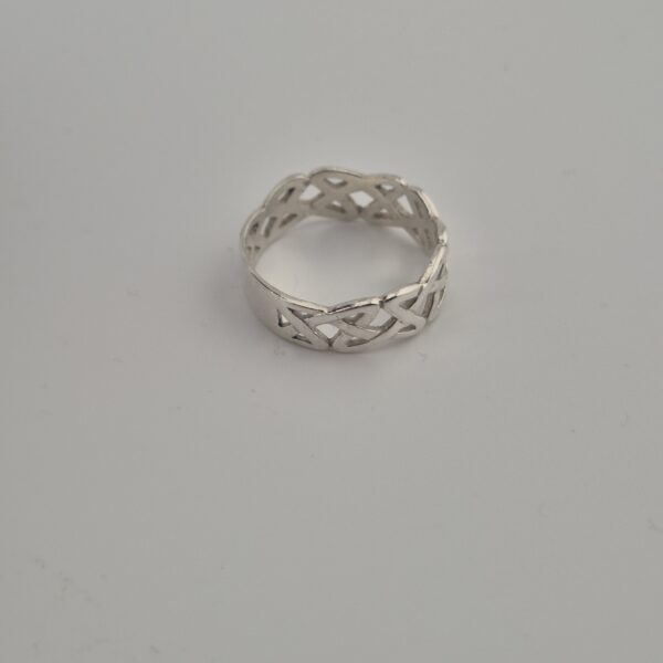 Vintage Keltische Knoopring van 925 Sterling Zilver met Opengewerkt Ontwerp