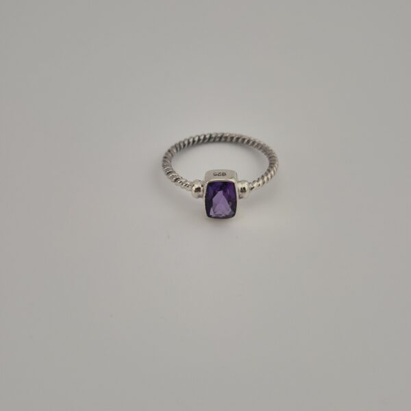 Vintage 925 Sterling Zilveren Ring met Amethist met Gevlochten Band