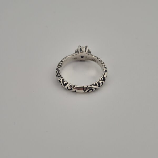 Vintage 925 Sterling Zilveren Ring met Rode Granaat Rond Gefacetteerd