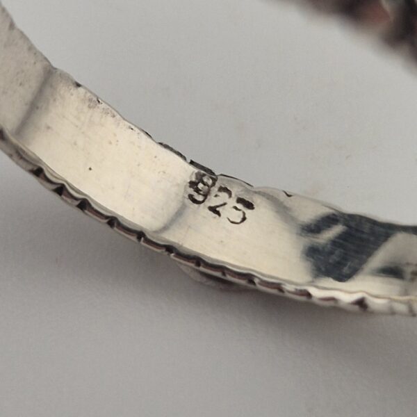 Vintage 925 Sterling Zilveren Ring met Rode Granaat Rond Gefacetteerd