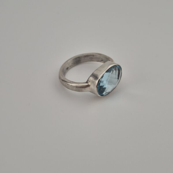 Vintage 925 Sterling Zilveren Ring met Ovaal Facetgeslepen Aquamarijn